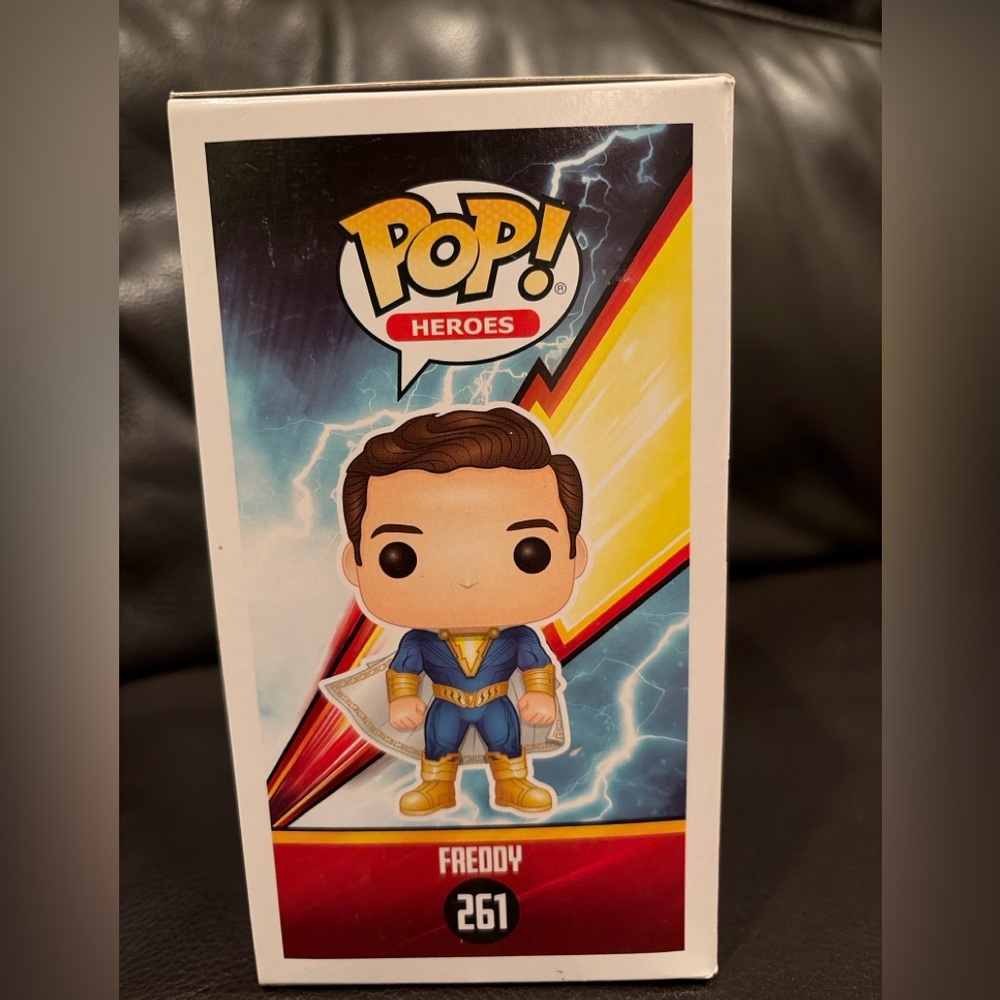 Funko Pop Freddy #261 – Shazam! DC Comics Vinyl Figure (NEW)(F46)&✨